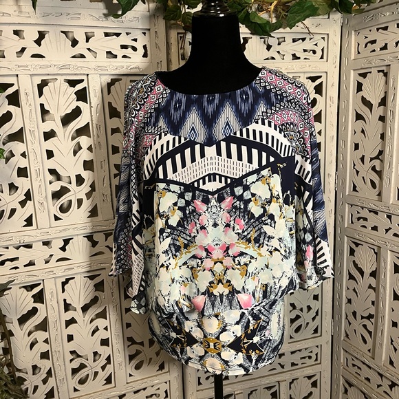 Coco Bianco Tops - COCO BIANCO FANTASTIC WHITE WITH BLACK & BLUE MULTICOLOR DESIGN BOHO TOP